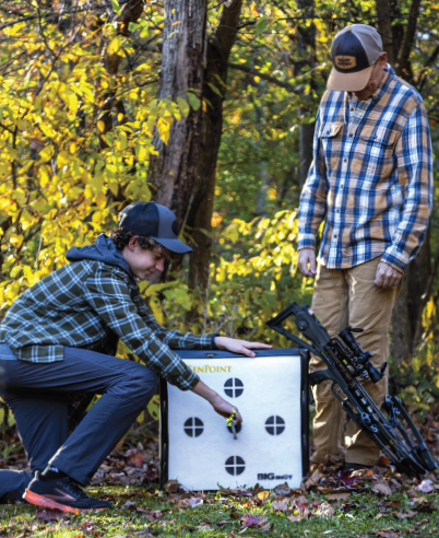 BIGshot Ironman 650 Tenpoint Edition Crossbow Target & Stand Bundle | 650 FPS